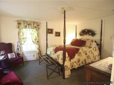 Alpine Haus Bed & Breakfast Inn Vernon Kamer foto